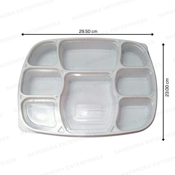 8 cp platsic meal tray d